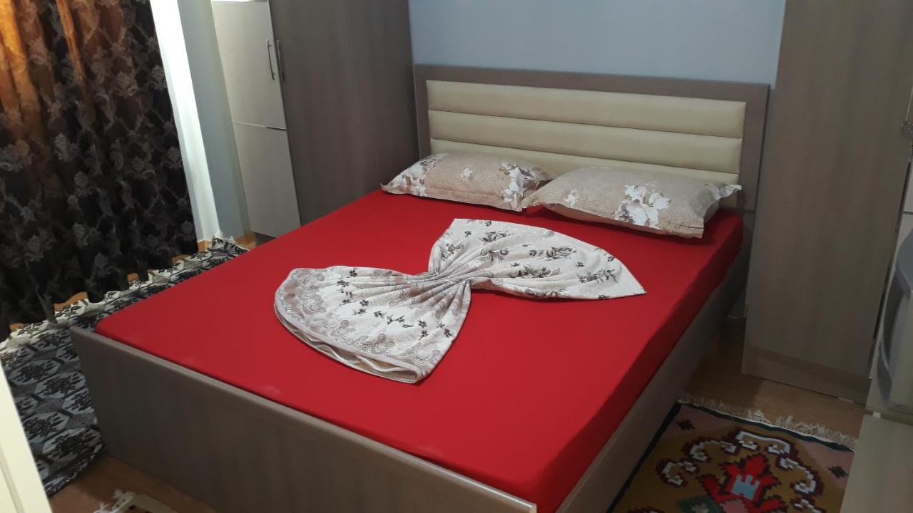Odise'S Suite Korce Exterior foto